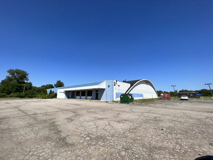 Flat Rock Lanes - July 2022 Photo